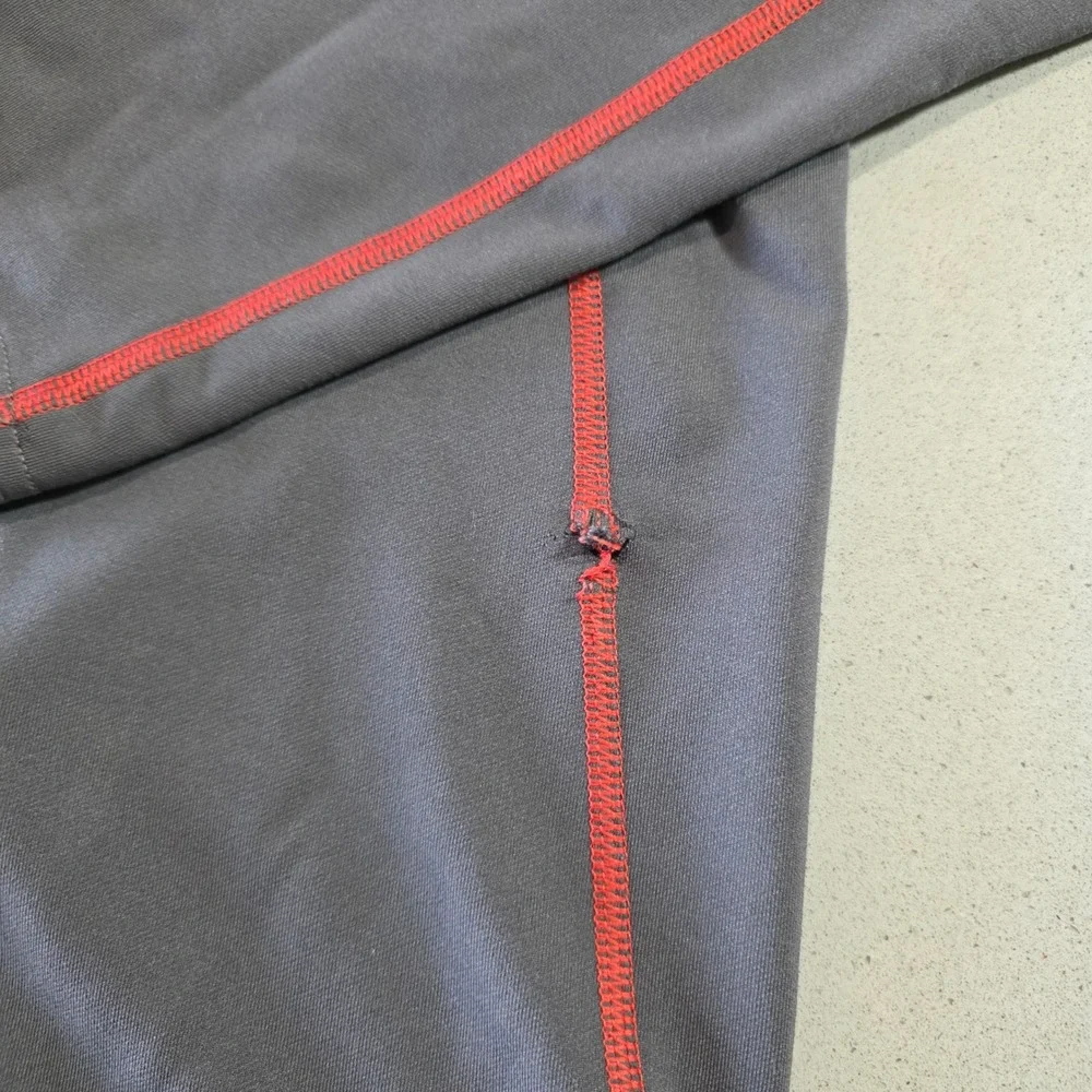 The North Face Flight VaporWick 1/4 Zip Pullover Gray Red Large Small Hole